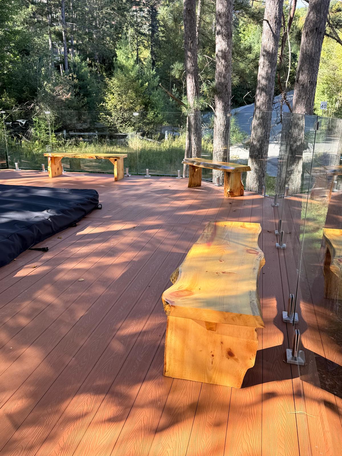 Spa de nage & terrasse – Le Champery